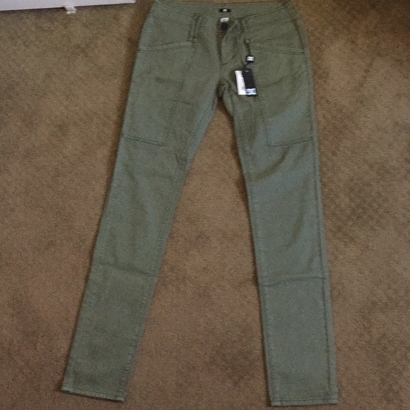 DC Hunter Green Jeans - Picture 1 of 10